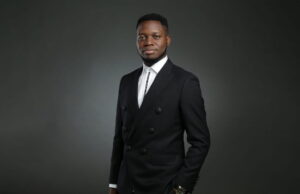 Meet Dr Fene Osakwe, first African to be nominated for Cyber Personality of the Year in UK Meet Dr Fene Osakwe, first African to be nominated for Cyber Personality of the Year in UK || Peakvibez.com